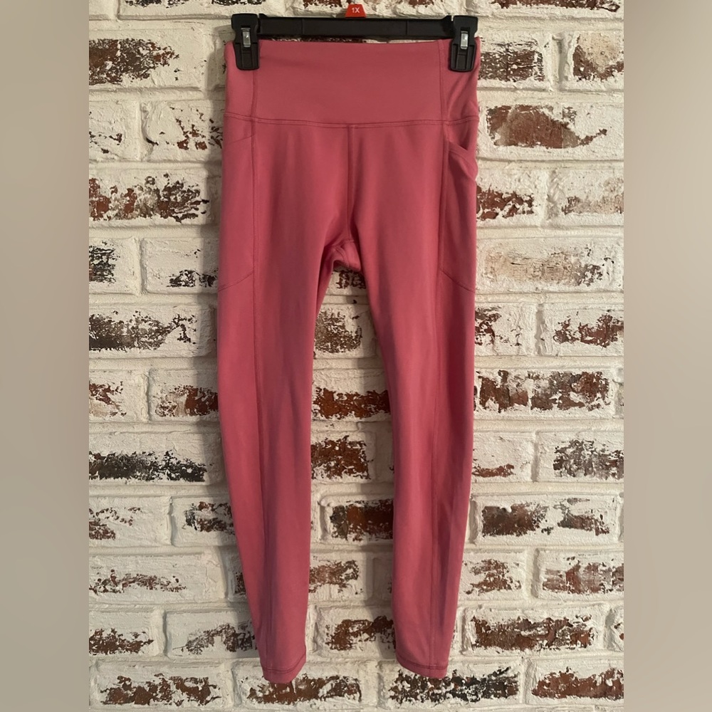 VICTORIA SECRET Blush color women’s leggings with pockets -size 2.